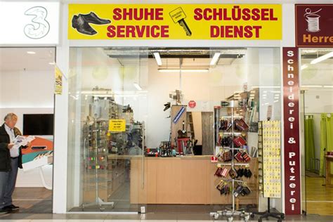 Der Austausch von Schlössern - Schuh und Schlüsseldienst in Burghausen